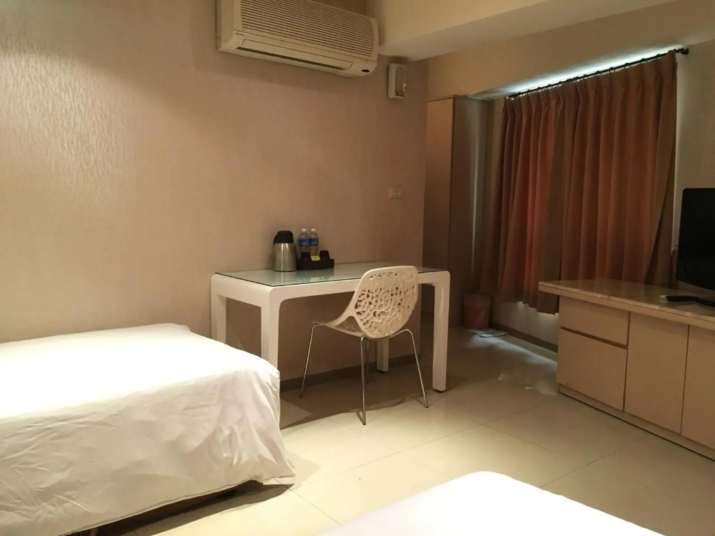 Daylight Hotel