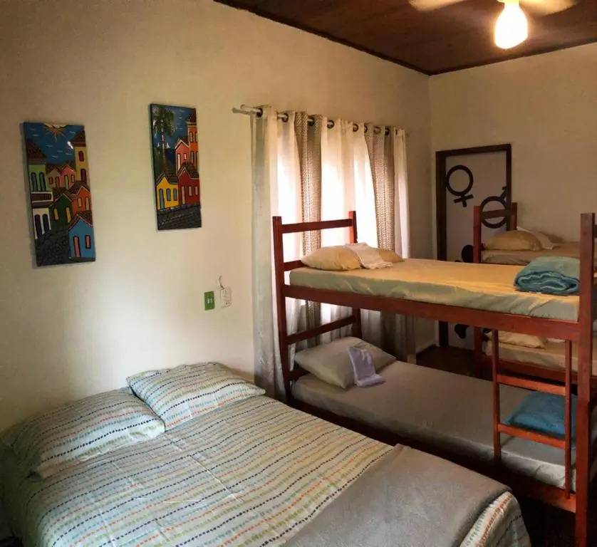 Hostel 4 Elementos - 200 metros da Praia de Pernambuco e do Mar Casado