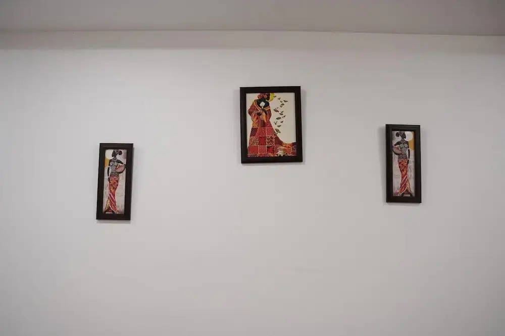 Manish Suites & Service Apartments