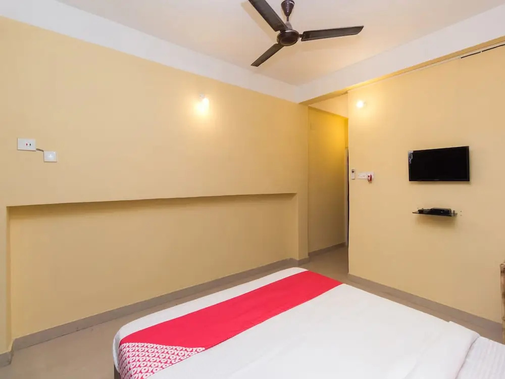 OYO 11062 Victoria Guest House