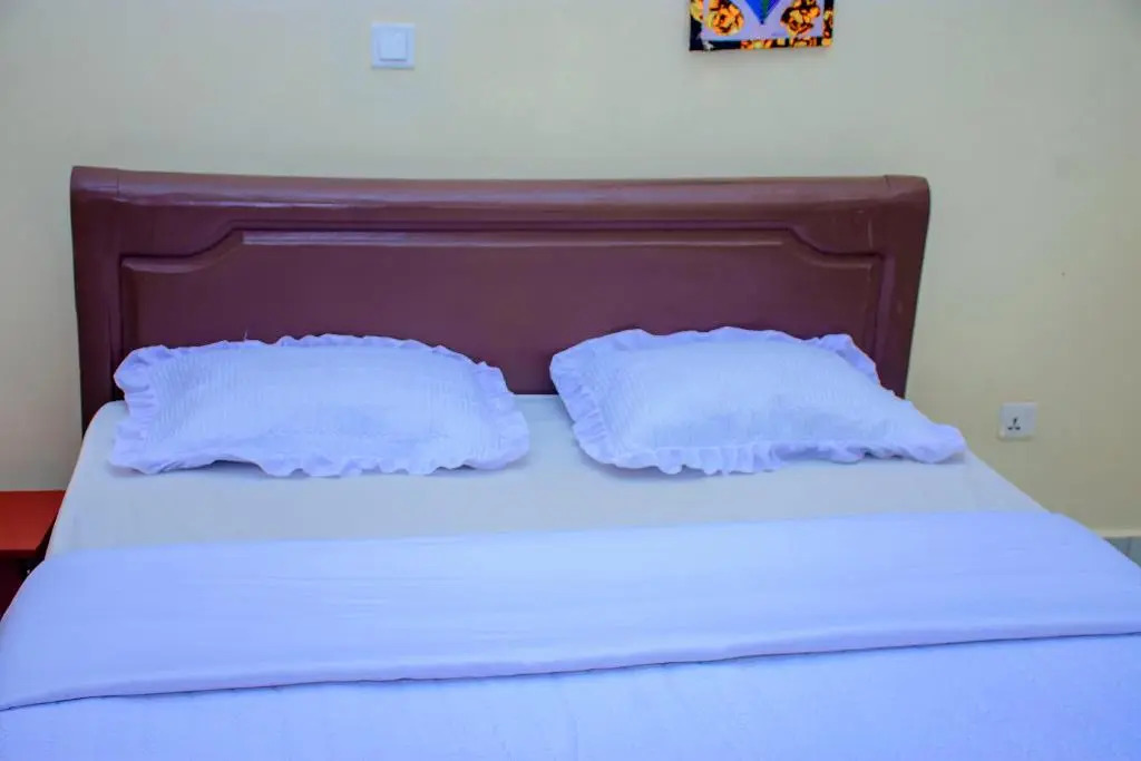 House - Sleeps 12 - Garden - Parking - Pets Ok