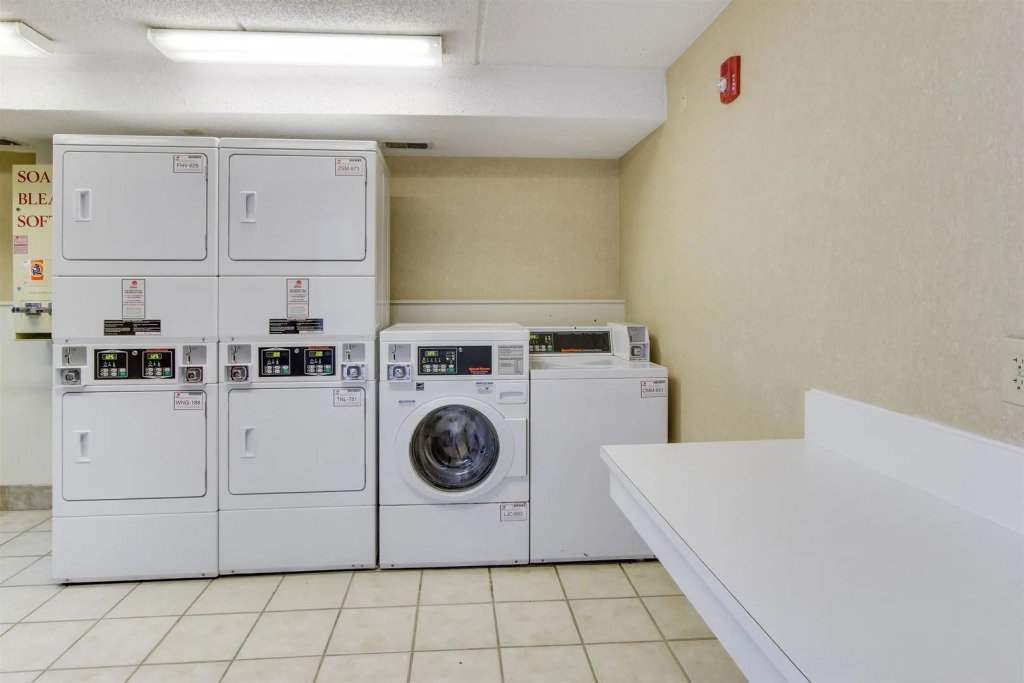 Red Roof Inn PLUS+ Columbus - Worthington