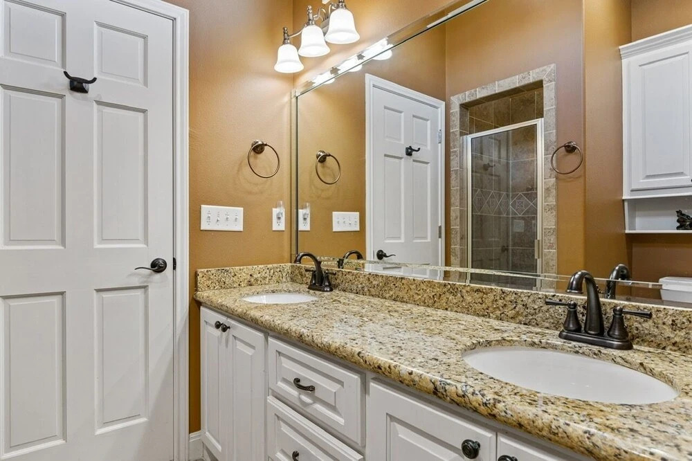 Little Pink - 2 Br Home
