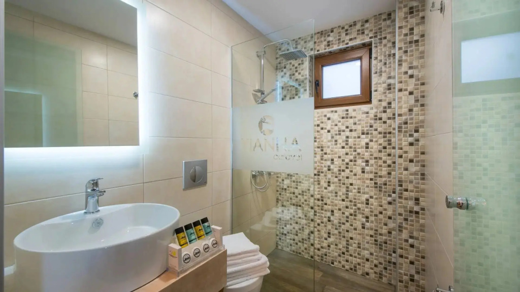 Yianna Caravel Suites "by Checkin" adults only