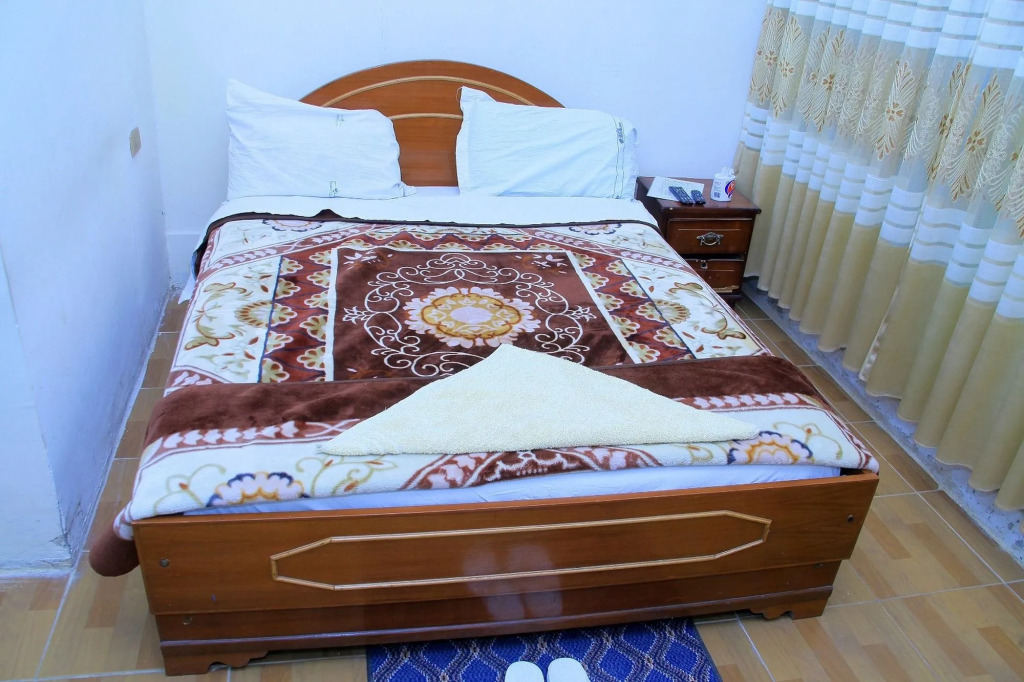 Tseder Pension