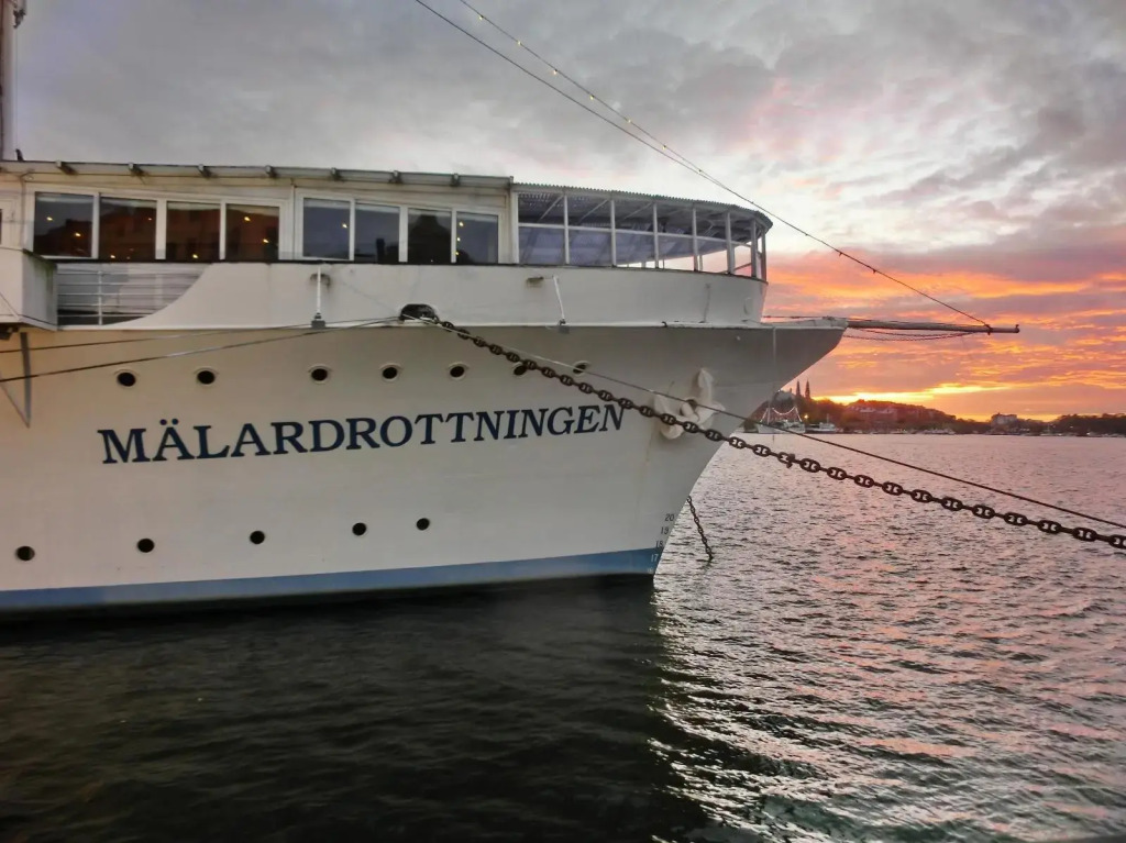 Mälardrottningen Yacht Hotel