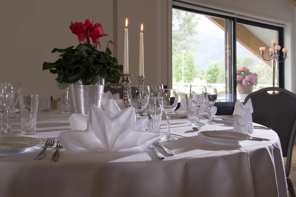 Nordfjord Hotell