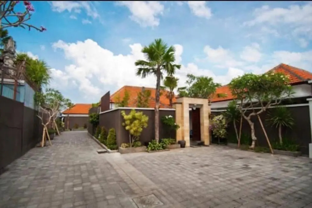 Villa Akmali Berawa - 3 Bedrooms