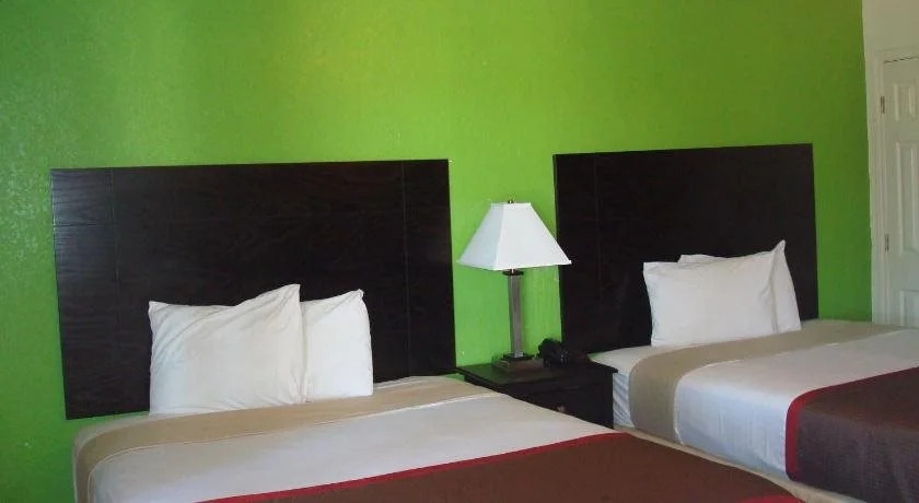 HIgh Five Inn Killeen-Forthood