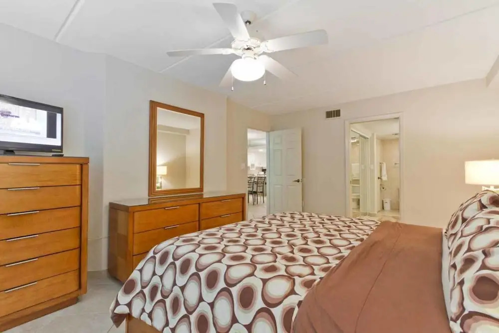 Saida IV Condominium 201
