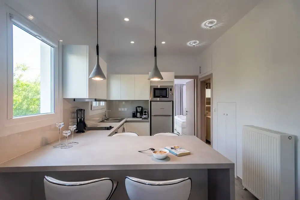 White Rock Milos Suites