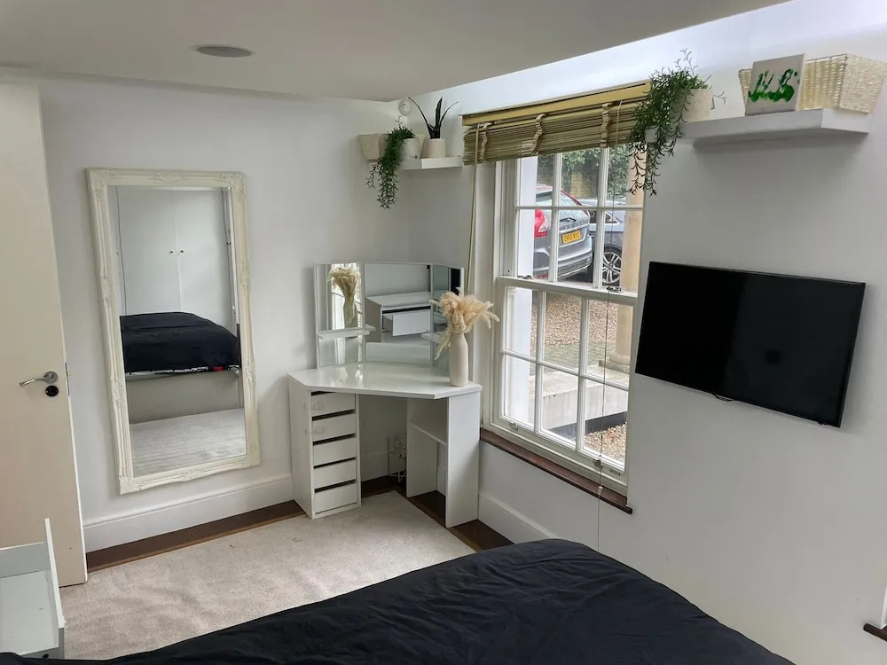 Lovely 2-bed Apartment in Brixton Central Location