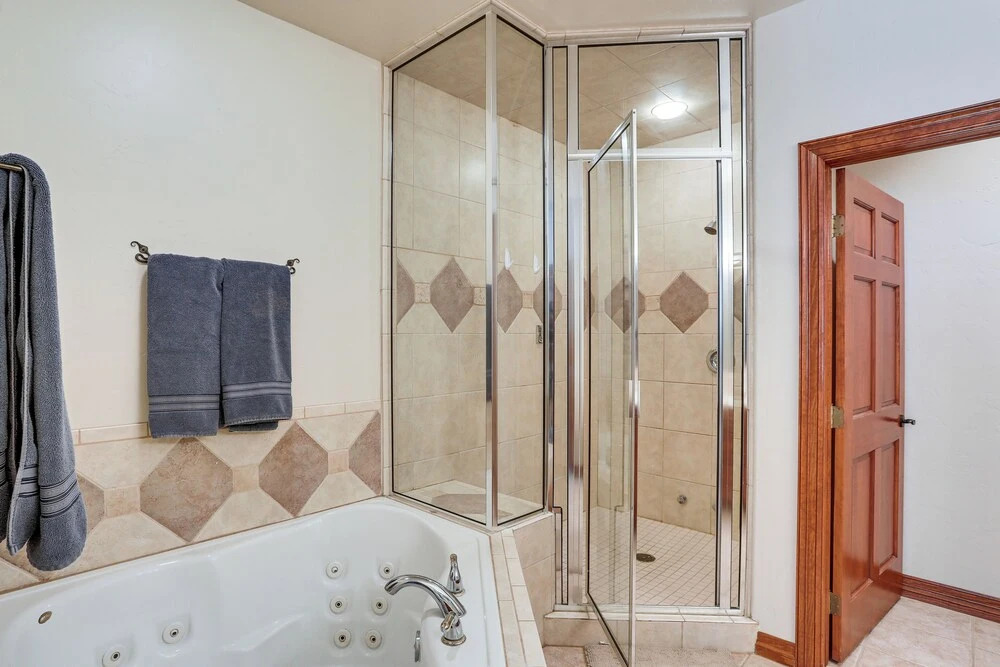 Expansive Edwards Condo on Main Street w/ Views!