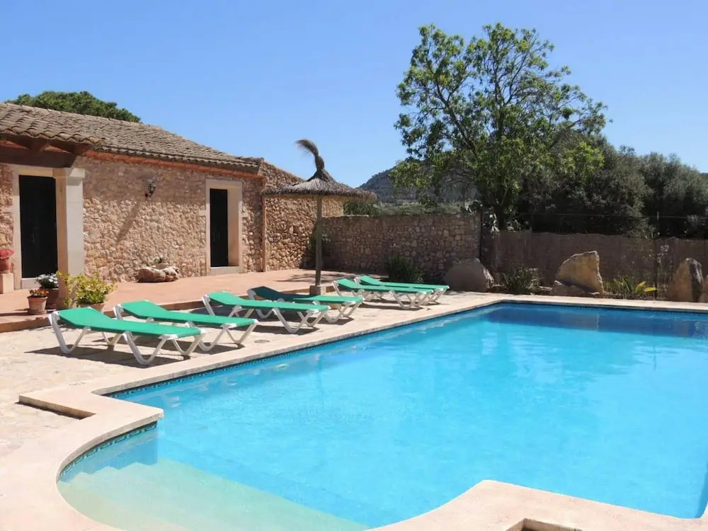 Villa With 4 Bedrooms in Illes Balears, With Private Pool, Enclosed Garden and Wifi Near the Beach