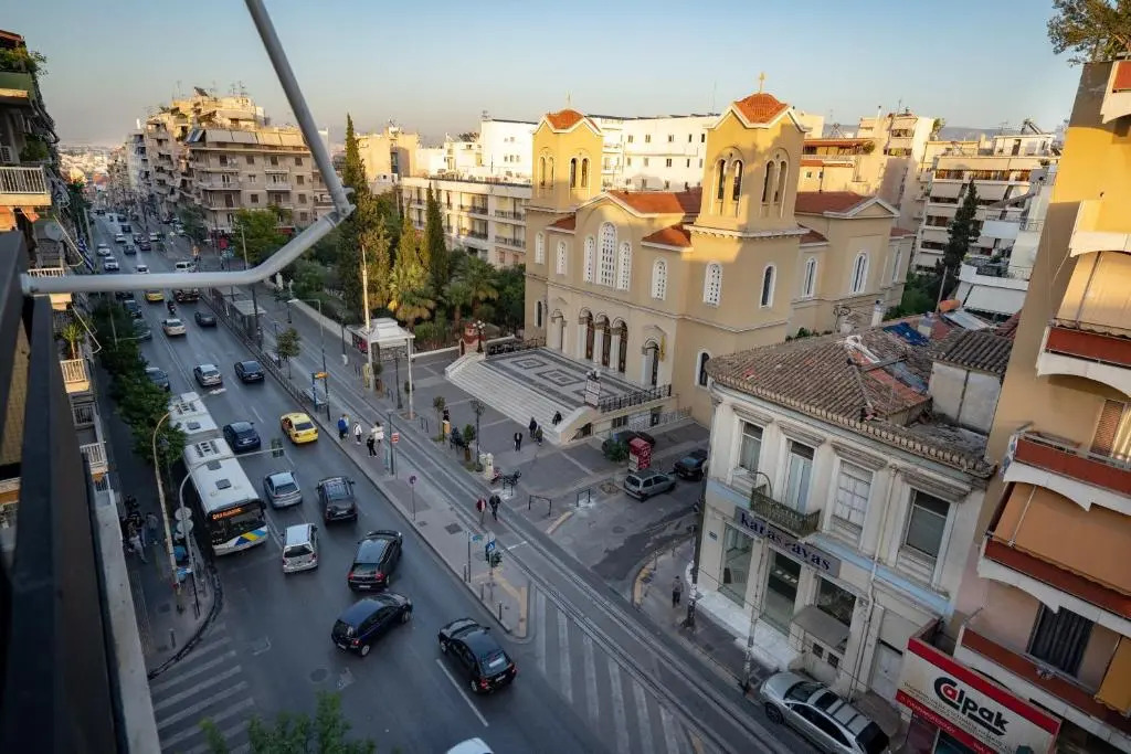 Dimotiko Theatro metro st. 1 bedroom 4 pers. flat
