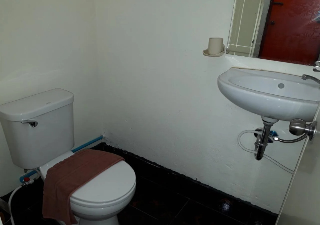 CV25 Guesthouse