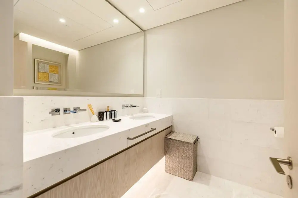 Sea Living High Floor 1 Bed Palm Tower