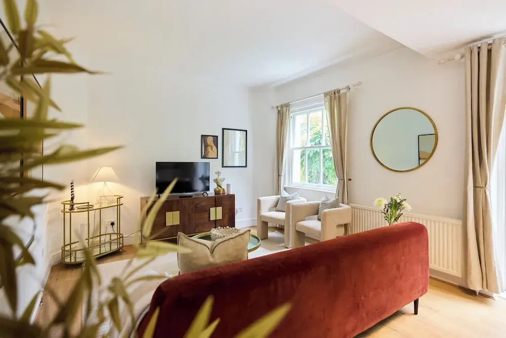 The Carlton Nook - 2BR Apartment