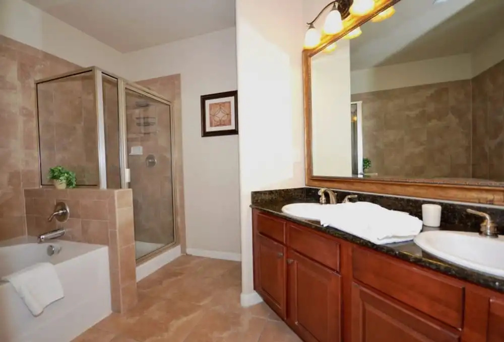 3 Bedroom Condo at Bella Piazza