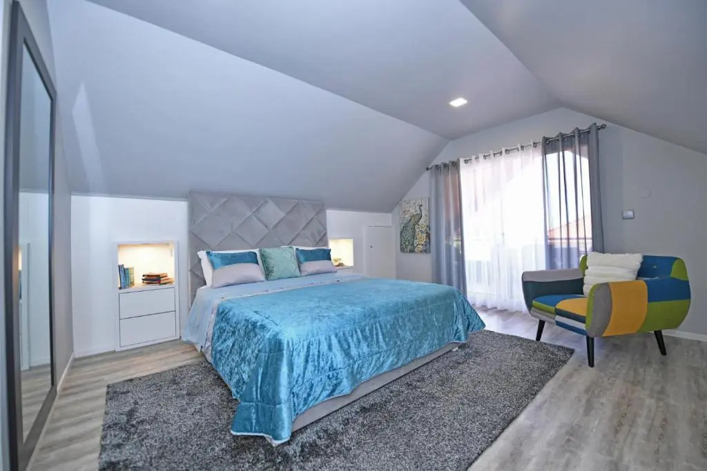 Studio privado com vista mar e montanha
