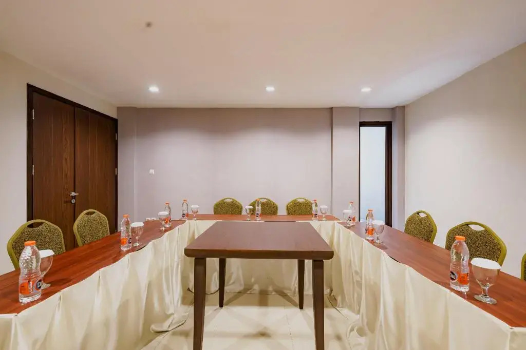 Sans Vibes Jasmine Suite TB Simatupang