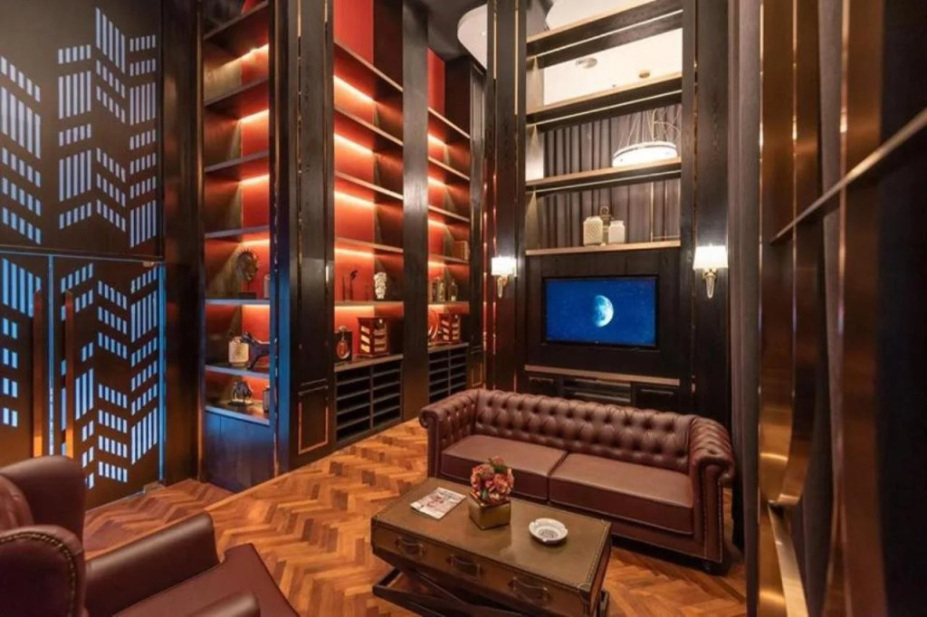Ames Hotel