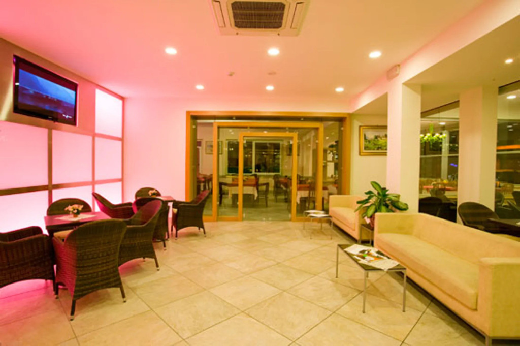 Hotel Desiree