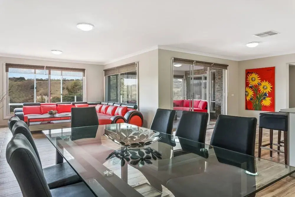 Serviced Houses - Bulla Hill