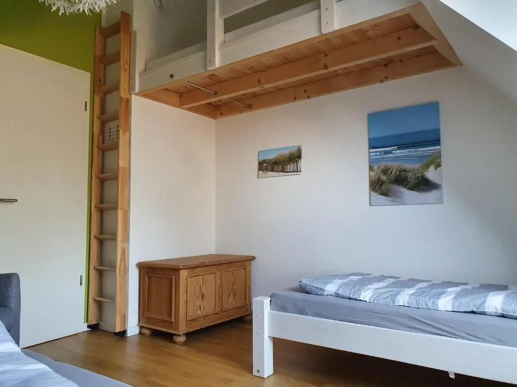 Strandesburg-mit-Sauna-12