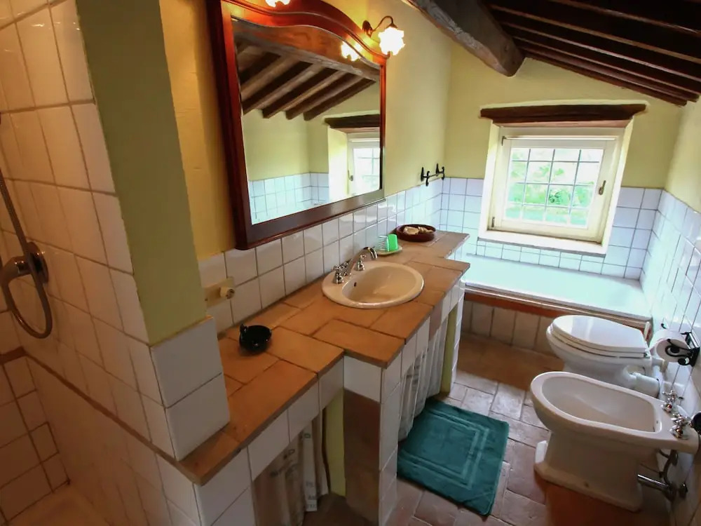 Holiday Home With Private Garden at Only 6km From Lake Bolsena