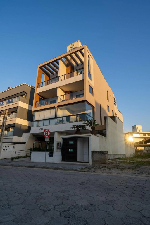 156 - Lindo apartamento a 50mts do mar em Canto Grande