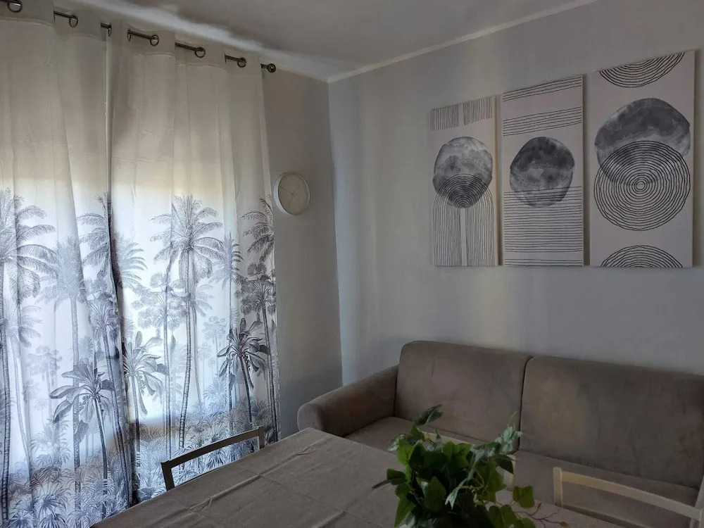 Accommodation With Terrace and Parking