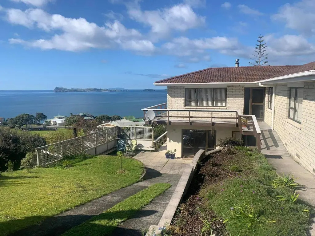 Paku Peak Ocean View Apartment