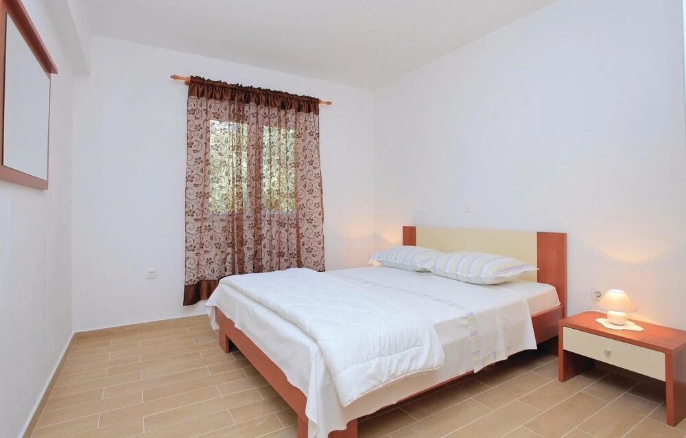 Amazing Home In Blato