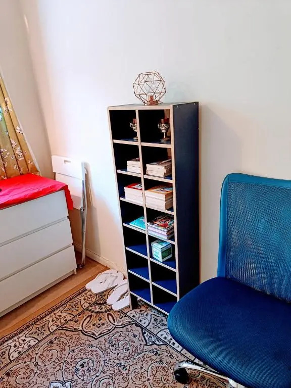 London Double Room with free parking and wifi