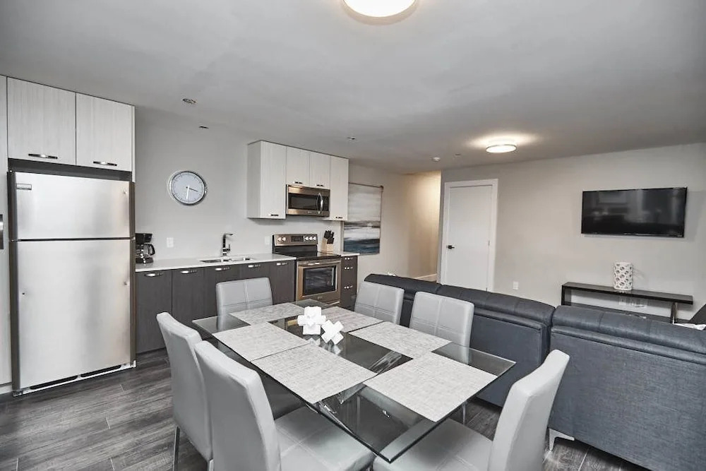 Clifton Hill Condo's