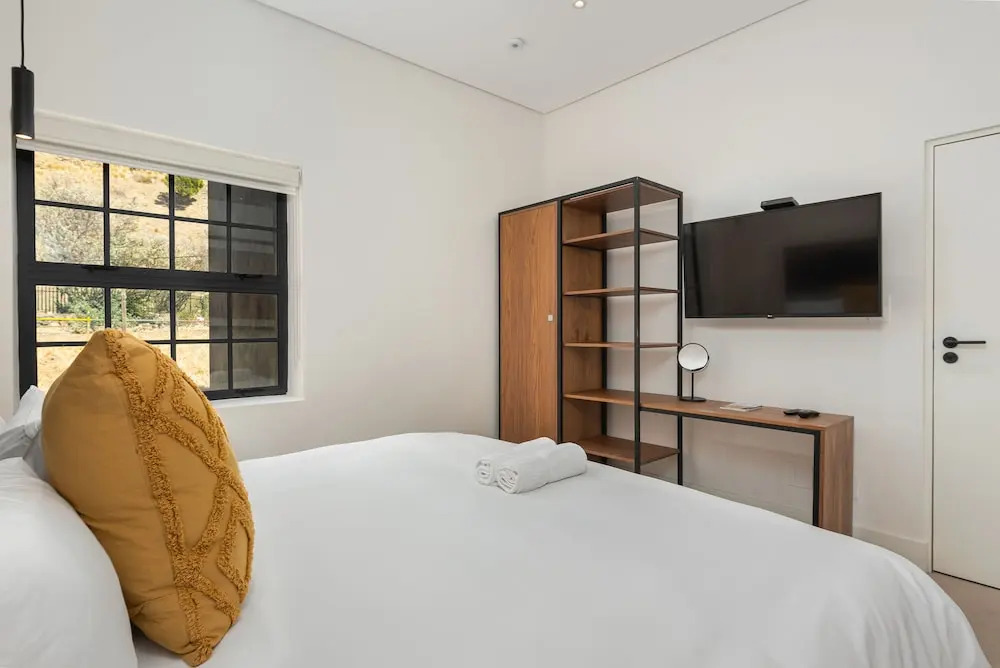 Modern Apartment in De Waterkant | Private Rooftop