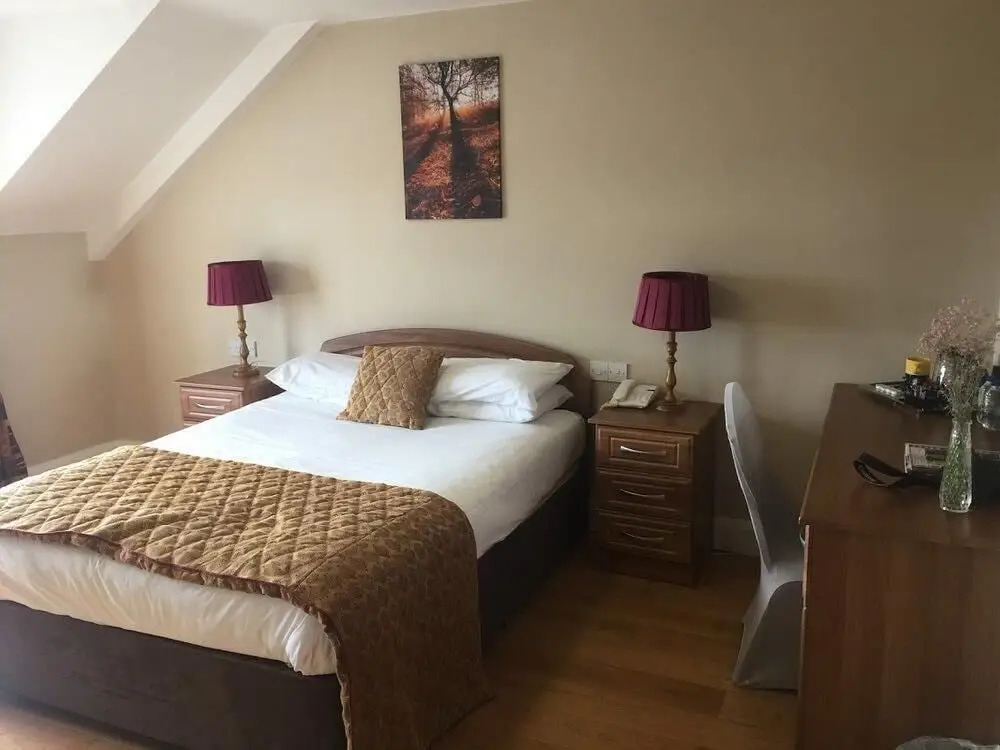 The Cross Square Hotel