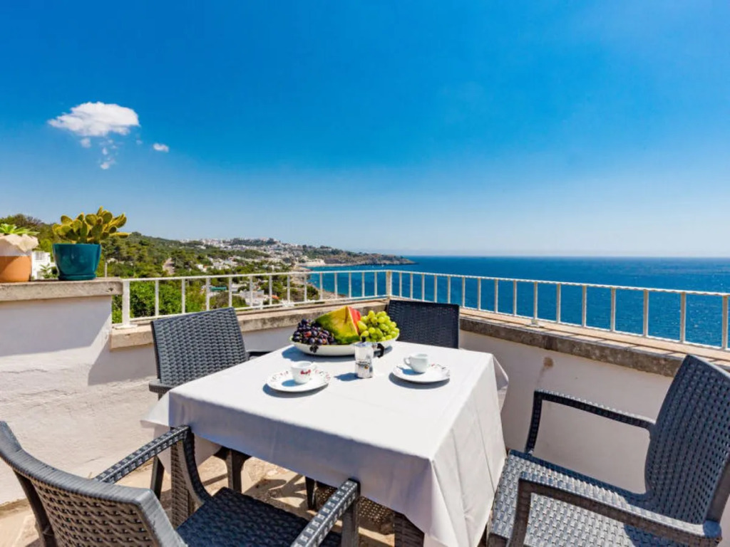 Sun & Sea terrace 28978