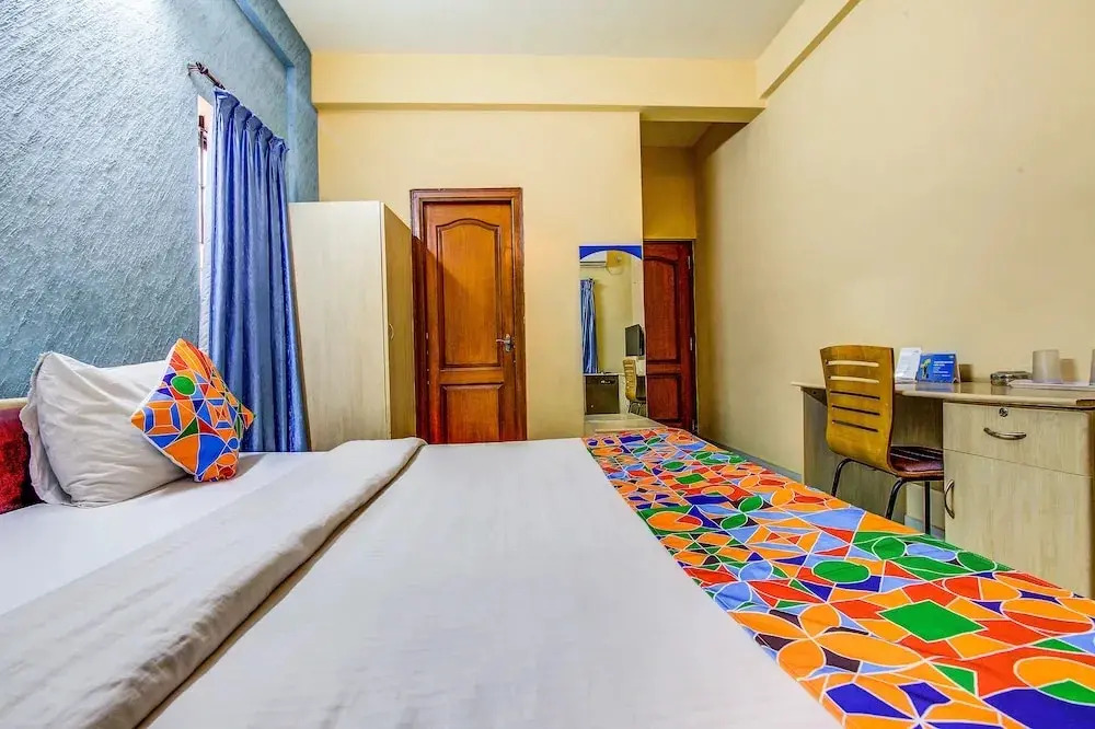 Maple Green Deluxe By FabHotels