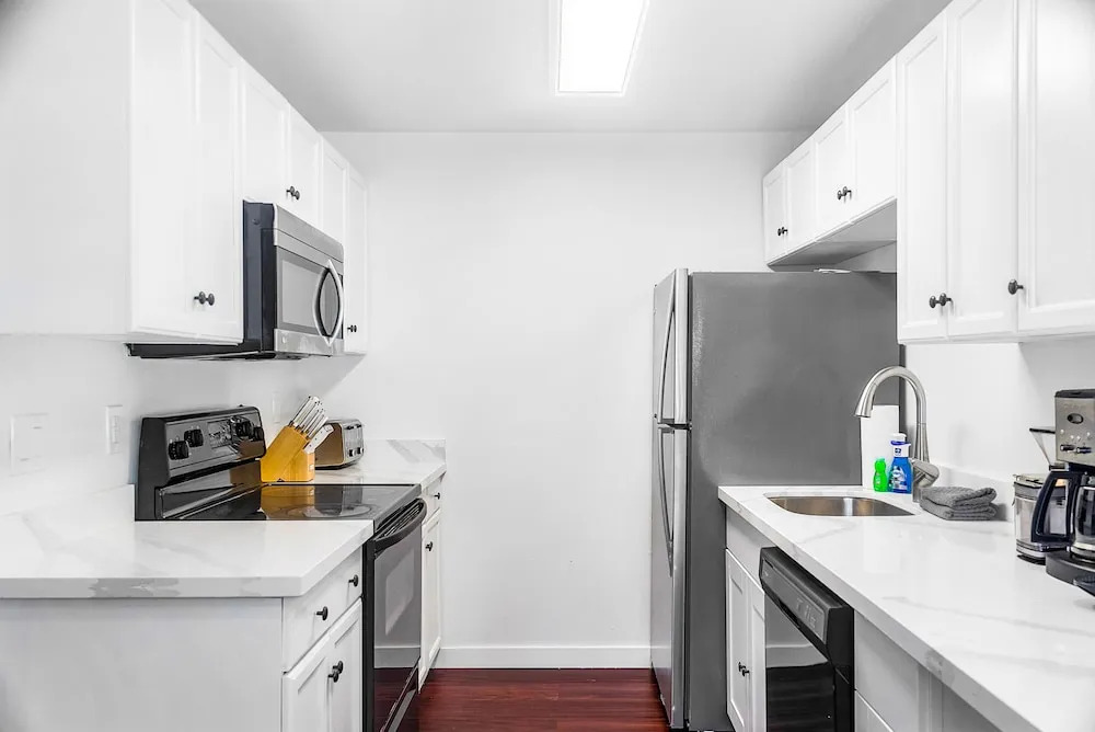 Seattle Cloud 2BR Prime Location