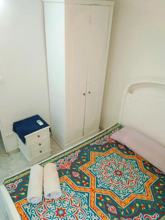 Lovely double room with AC in Downtown