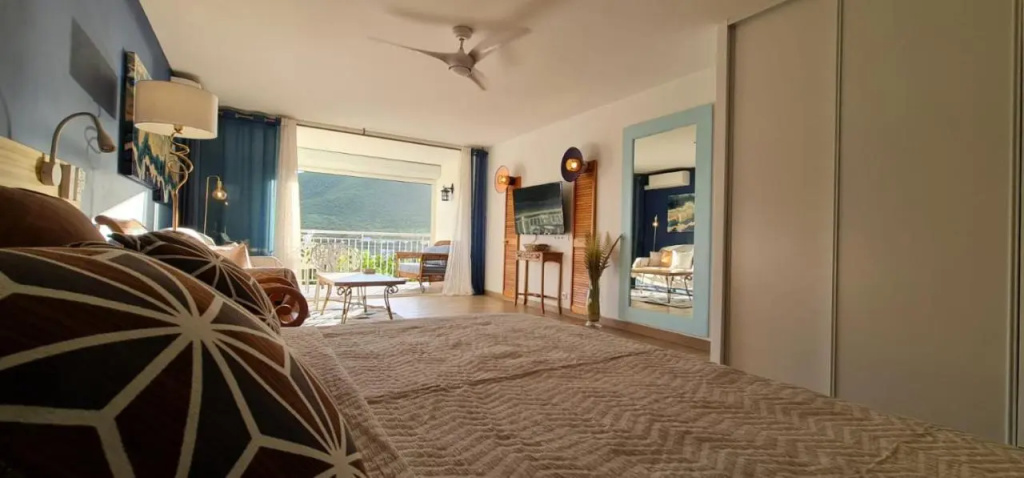 Charm And Sea, Large Studio Designed by Architect