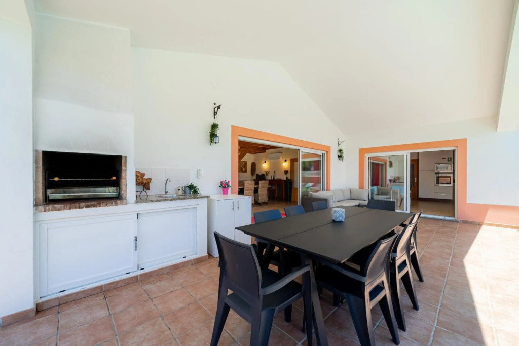 Ponta da Piedade Family House
