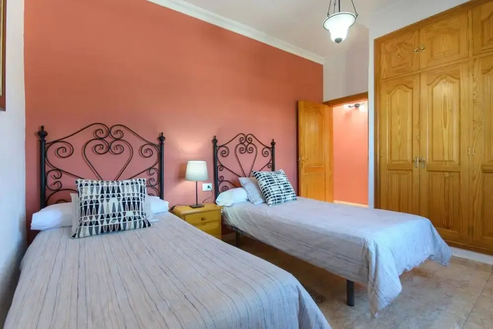 HOTEL-FINCA Rural José Manuel 28pax