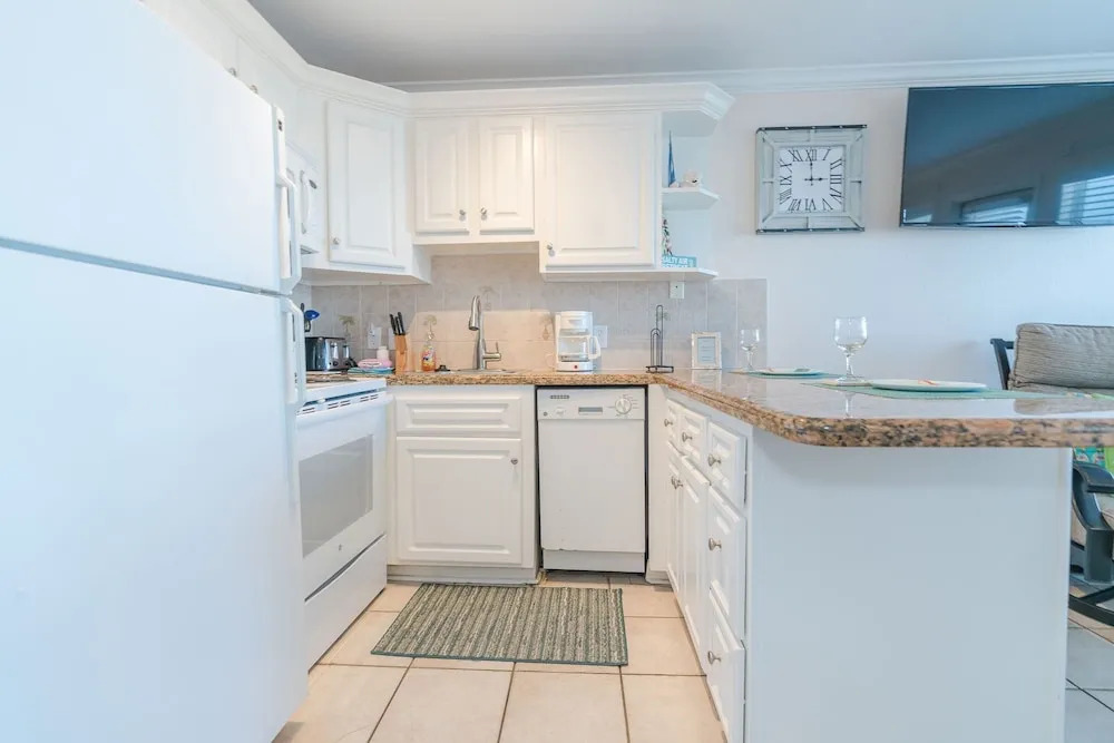Beach Daze 1 Bedroom Condo