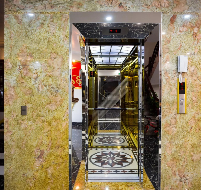 Rio Hotel