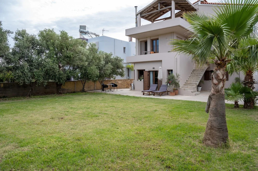 Natalia s Apartment in Tavronitis