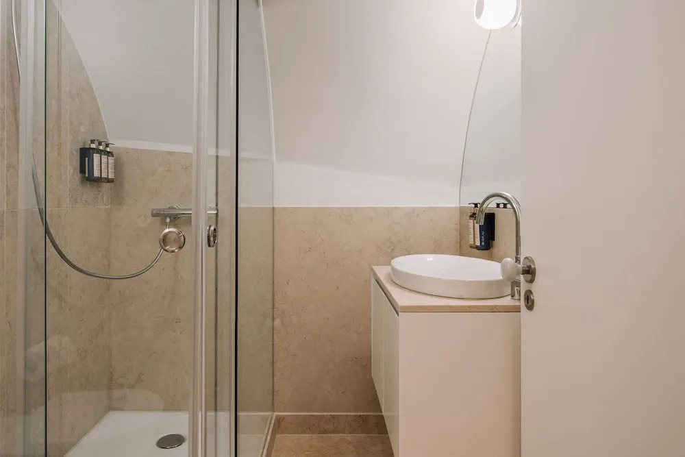 Ando Living - Madalena House