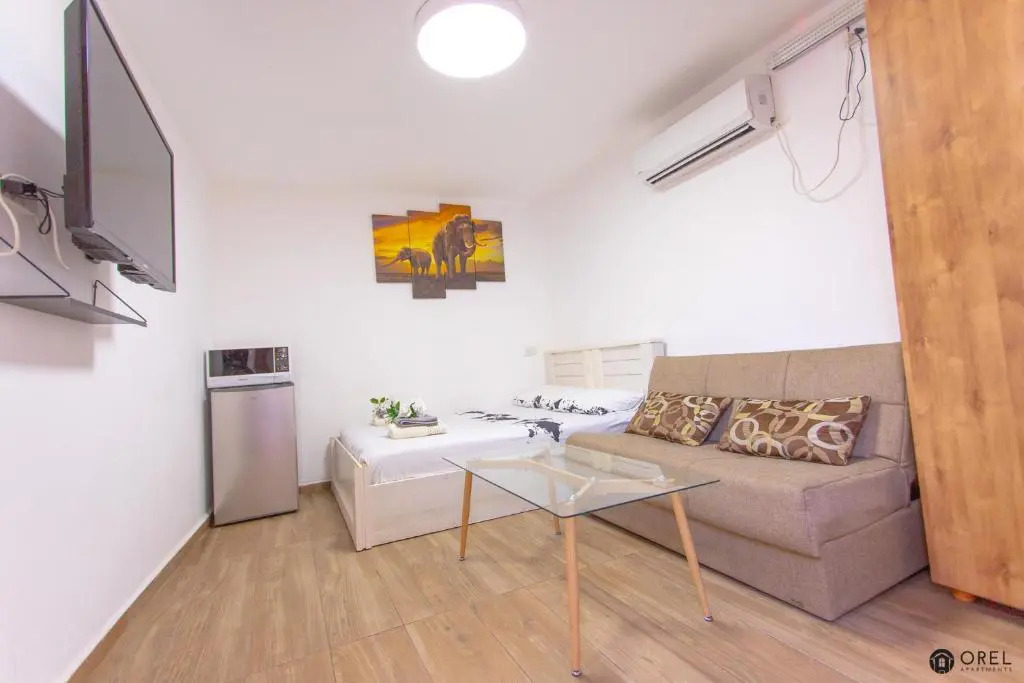 Orel's Ground floor Apartment